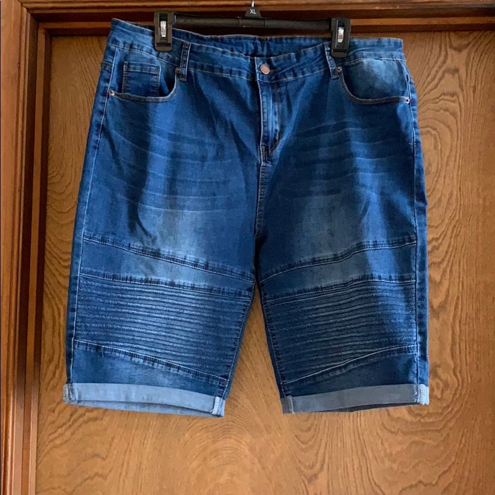 Women’s Jean Shorts
